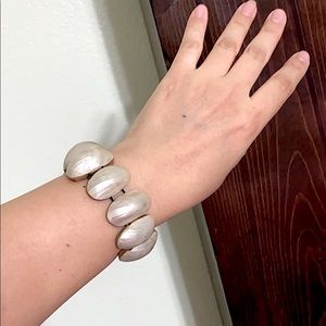 🖤RARE💕Mother of pearl bracelet